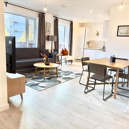 3Bedroom, 2Bathroom, Balcony,Luxury Flat Westfield London Exterior foto