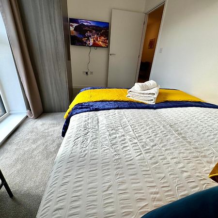 3Bedroom, 2Bathroom, Balcony,Luxury Flat Westfield London Exterior foto