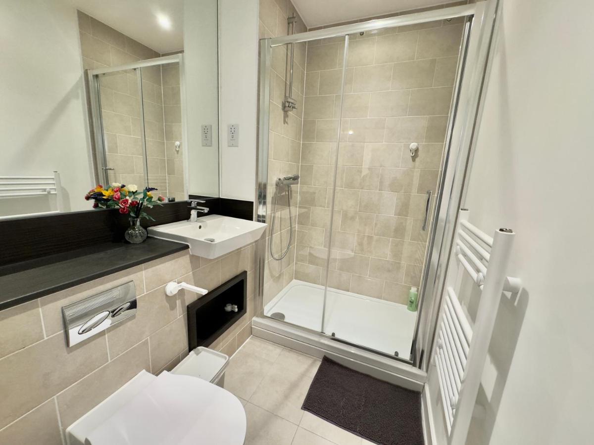 3Bedroom, 2Bathroom, Balcony,Luxury Flat Westfield London Exterior foto