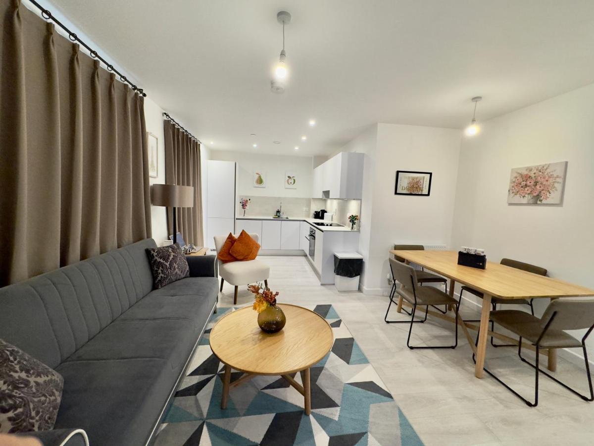 3Bedroom, 2Bathroom, Balcony,Luxury Flat Westfield London Exterior foto