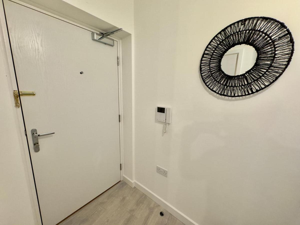 3Bedroom, 2Bathroom, Balcony,Luxury Flat Westfield London Exterior foto