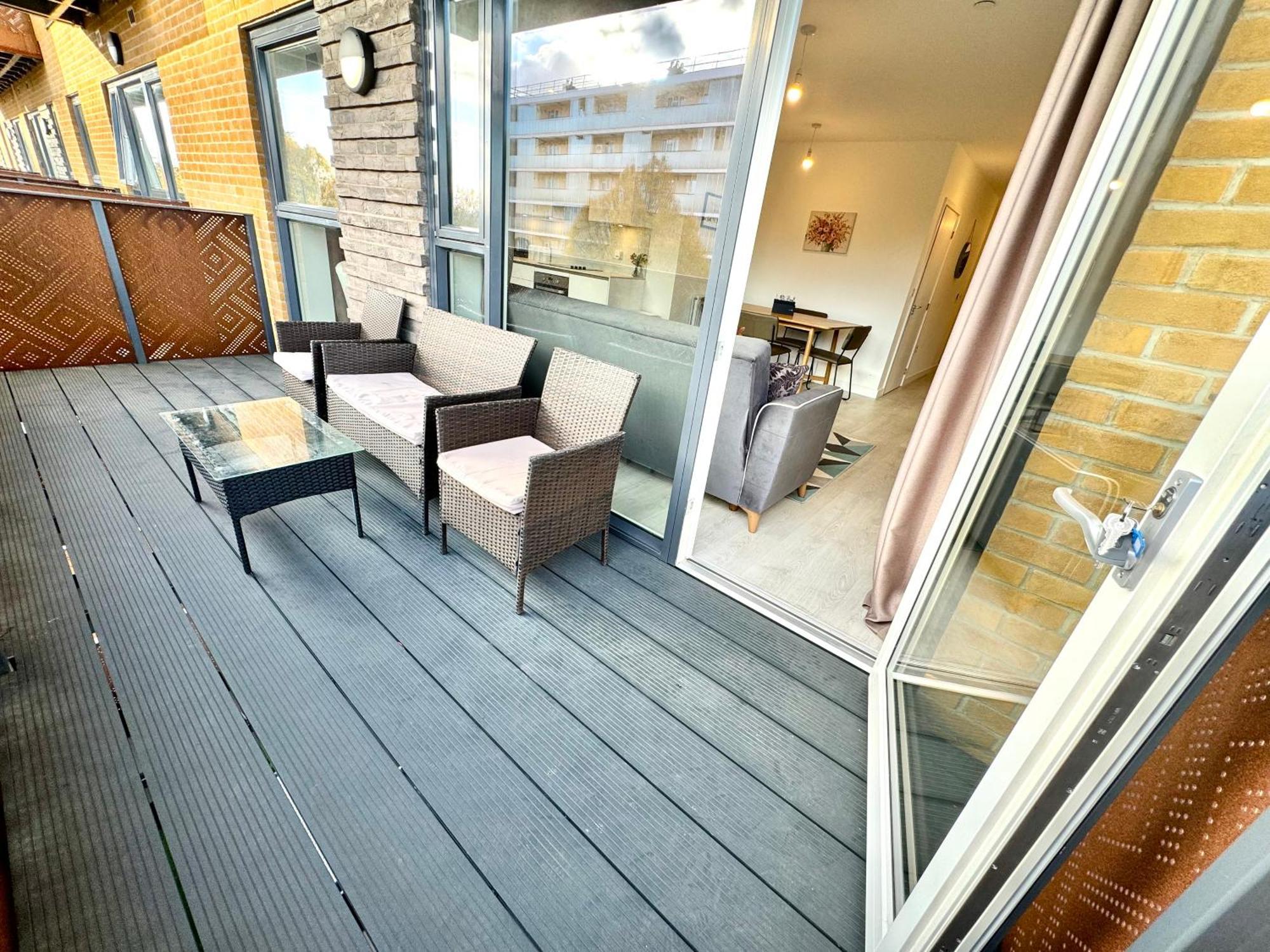 3Bedroom, 2Bathroom, Balcony,Luxury Flat Westfield London Exterior foto